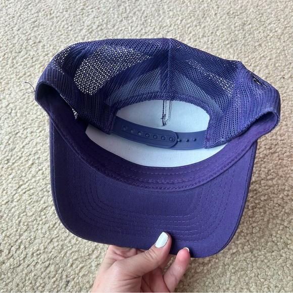 Bass Pro Shops Ladies Purple Hat - Picture 2 of 3